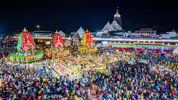 Over 500 Injured in Stampede-Like Crush at Puri Rath Yatra; Several Critical