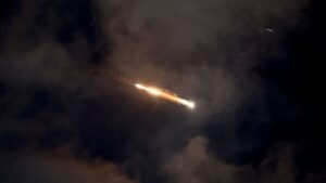Iran Fires Missiles at US Base in Qatar, Explosions Rock Doha