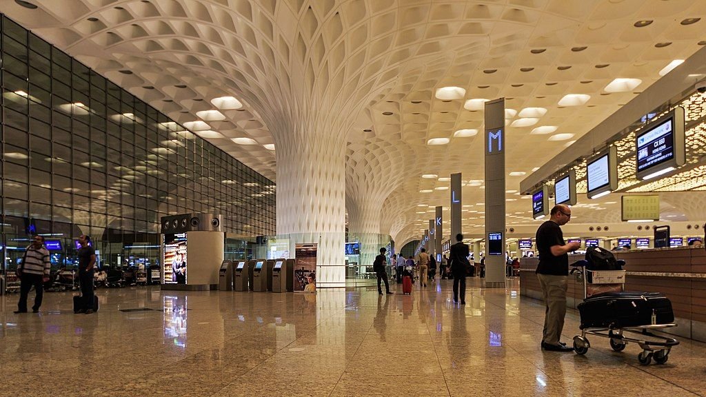 Network Outage Hits Mumbai Airport, Disrupts Flights; Air India Warns of Delays