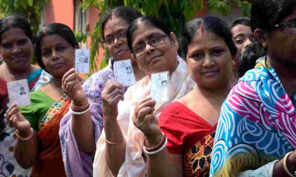 No Voter to be Deleted from Bihar Rolls Without Notice, EC Assures Supreme Court Amid 'Vote Theft' Row
