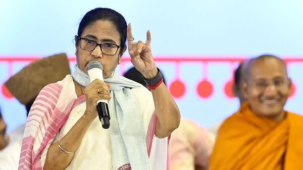 mamata-banerjee-9_1721818268099_17218183152898056546324930740542
